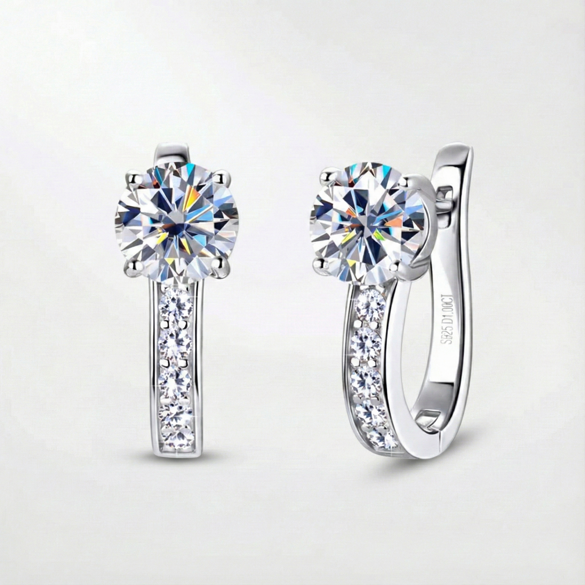 Naušnice s obručem od moissanitea u obliku kanala