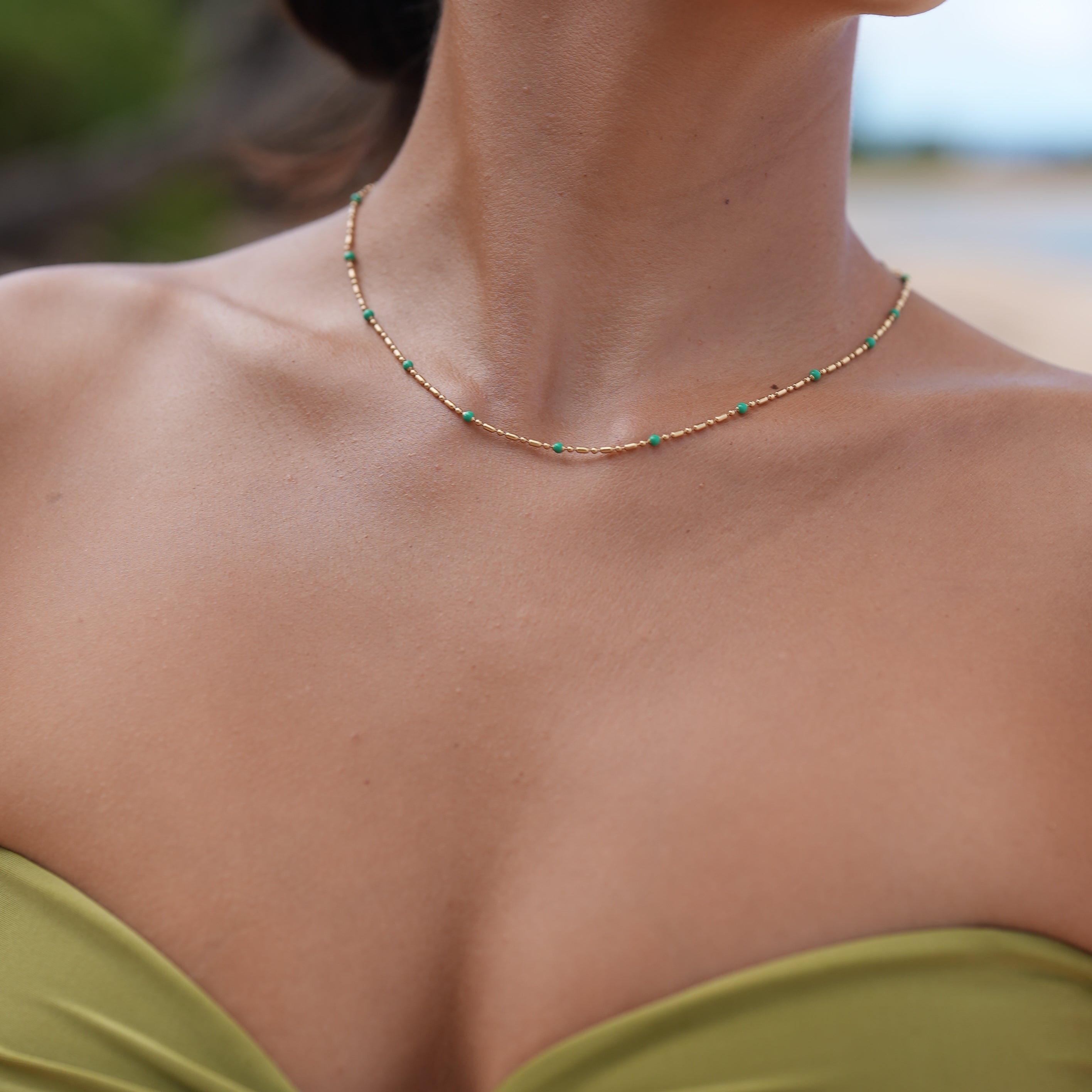 Marlene – Jednostavna zlatna ogrlica s glatkim profilom